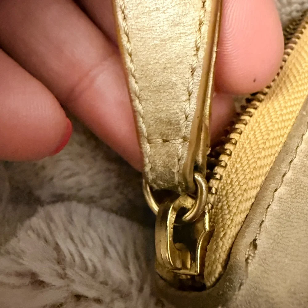 Frye Campus Rivet Zip-Around Leather Wallet Color Tan - Picture 7 of 14